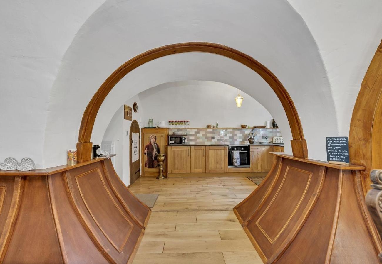 Pods In Bury St Edmunds * West Stow