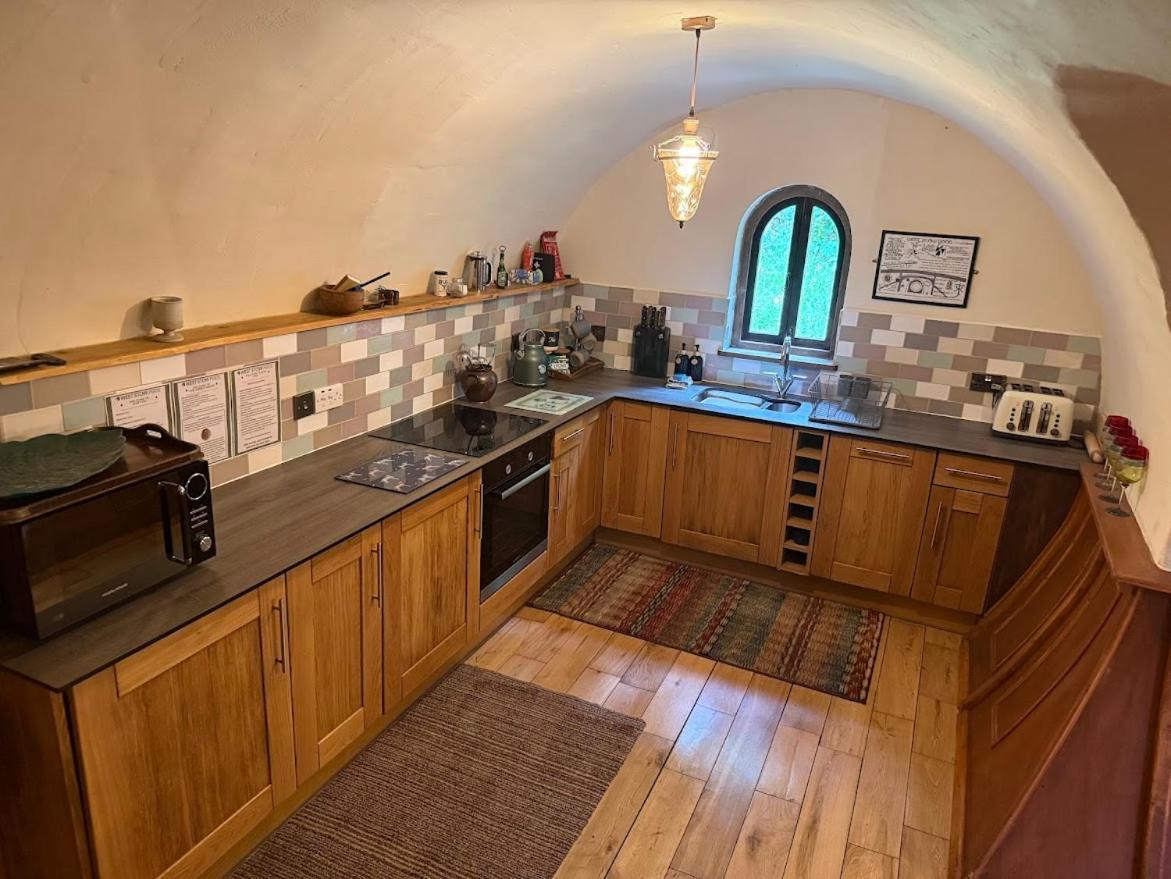 Pods In Bury St Edmunds * West Stow